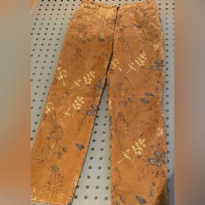 Cali Cali Suede 28x27 Size 6